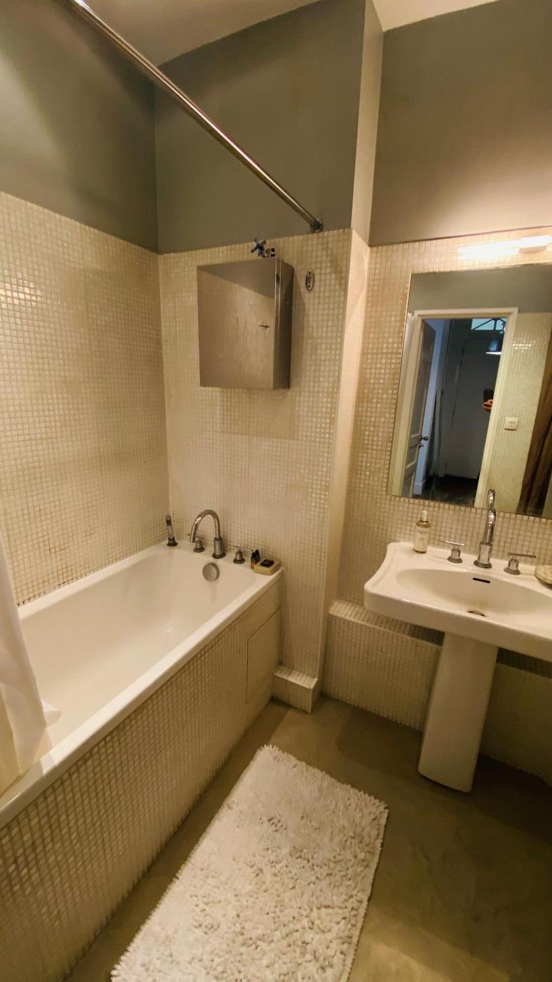 Villa Lepic, Luxury Flat In Montmartre With Private Terrasse-Appartement Entier Paris Exterior foto
